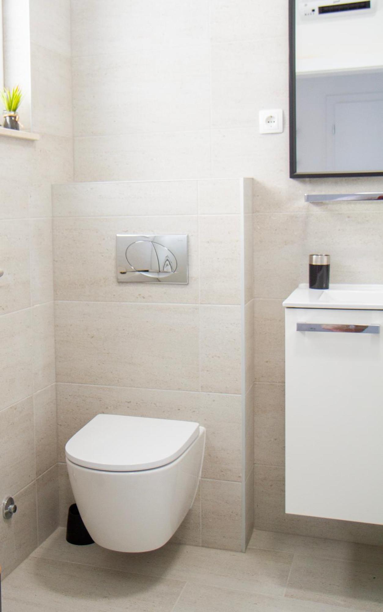Seaside Gateway Apartment Каштела Екстер'єр фото