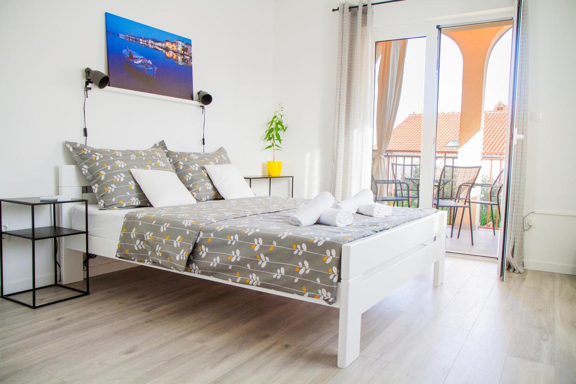 Seaside Gateway Apartment Каштела Екстер'єр фото
