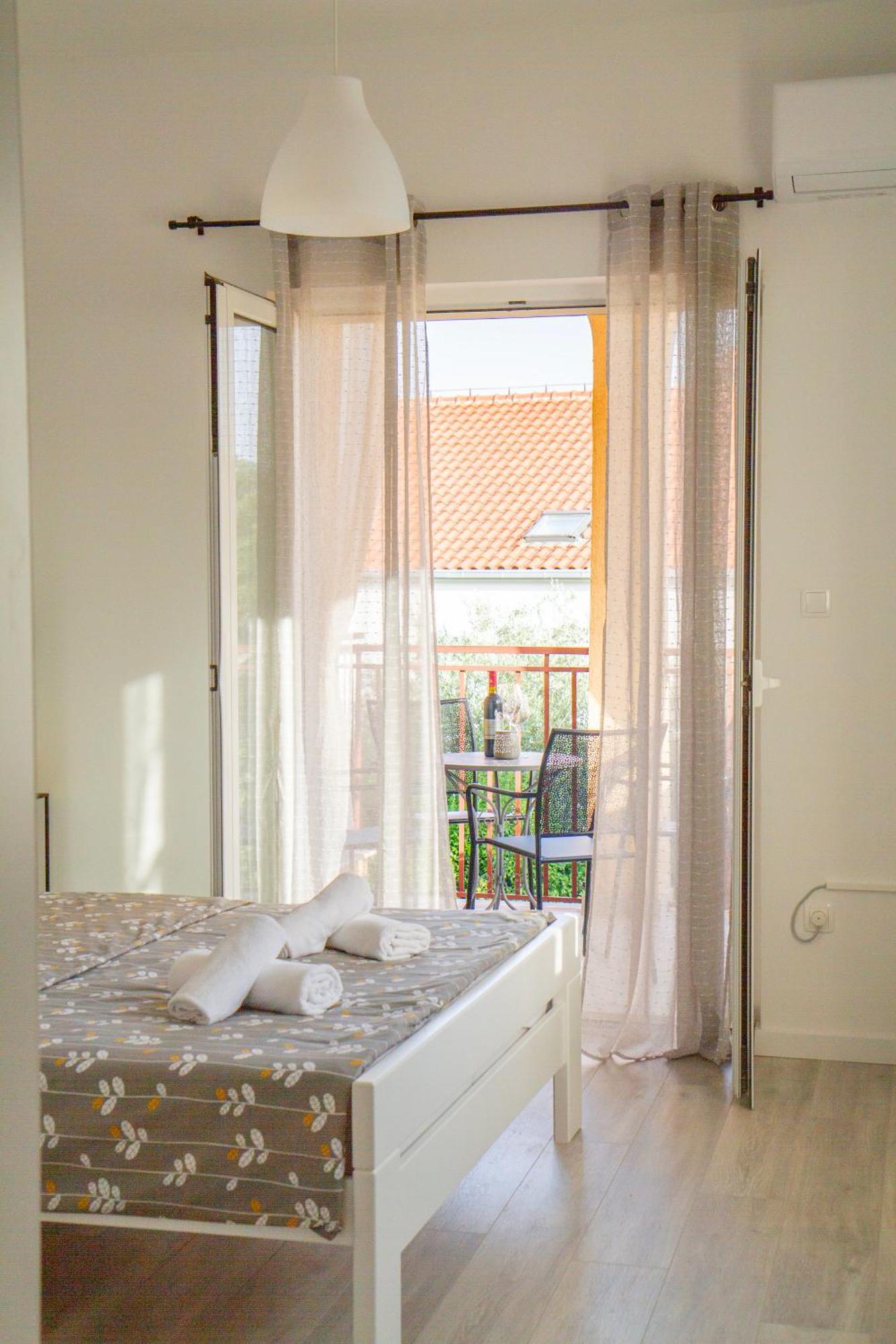 Seaside Gateway Apartment Каштела Екстер'єр фото