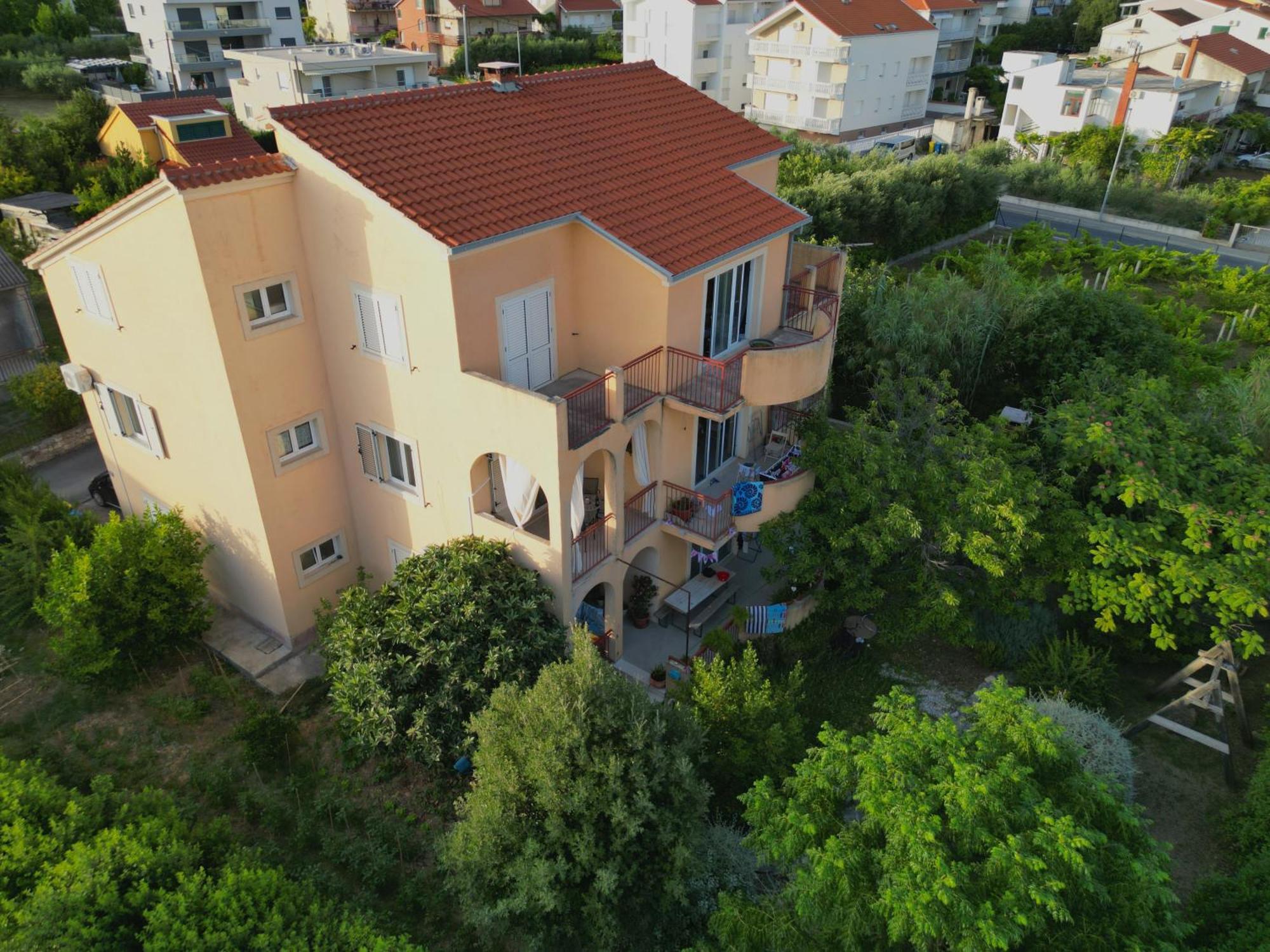 Seaside Gateway Apartment Каштела Екстер'єр фото